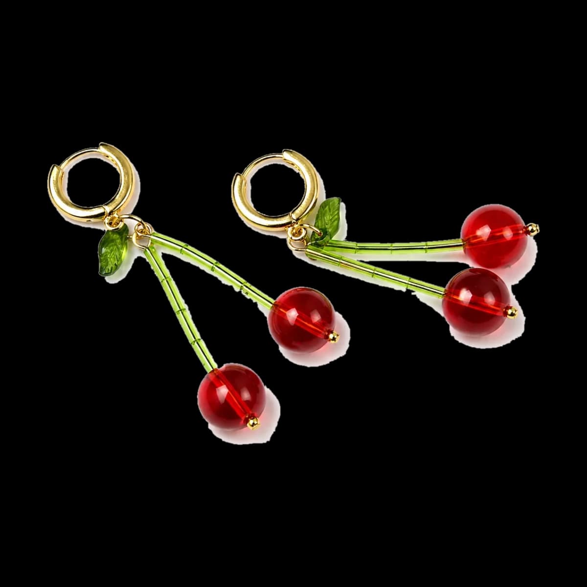 Aretes cereza roja